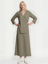 Women's 2-piece set top and long skirt outfit