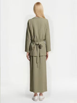 Women's 2-piece set top and long skirt outfit